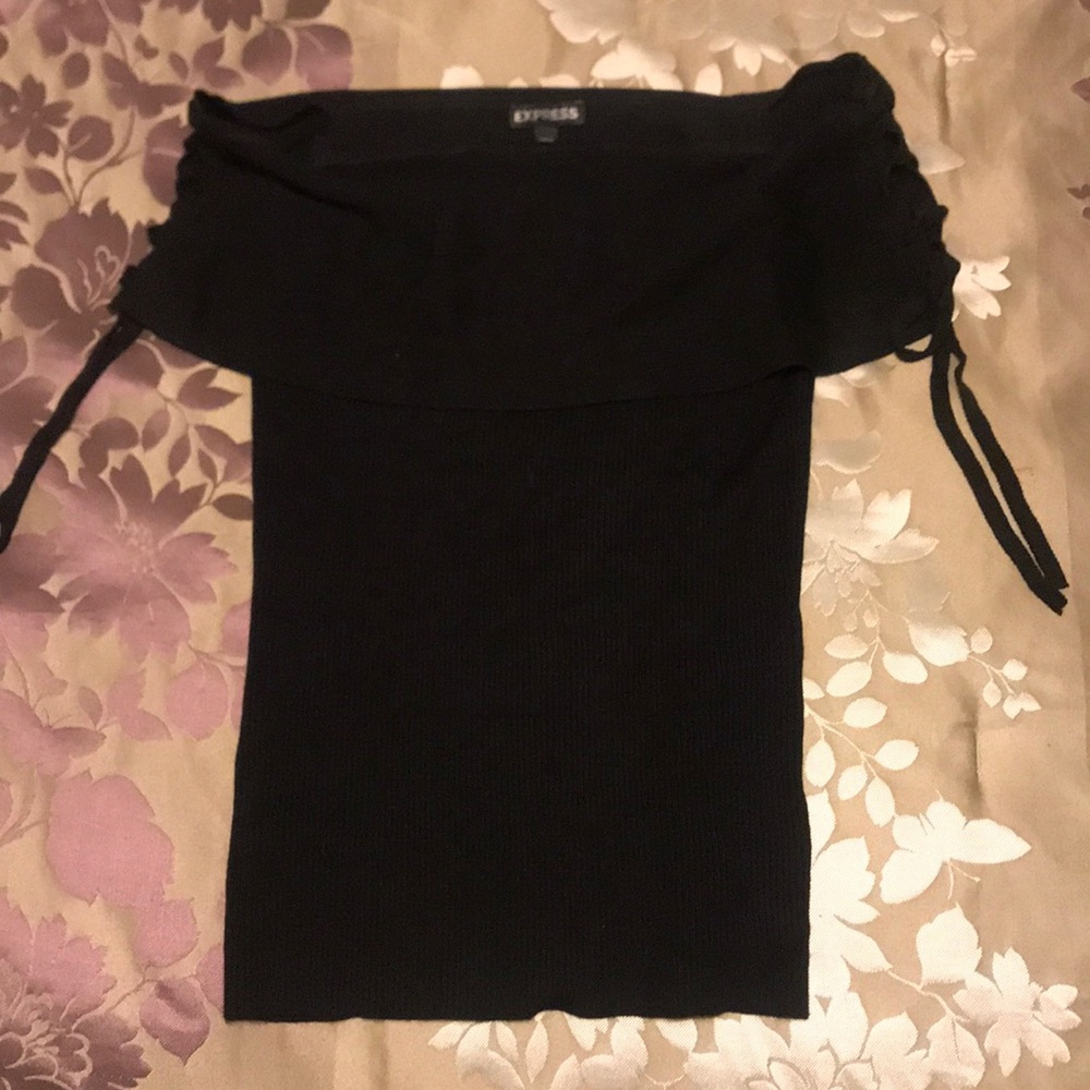 Black, Off the shoulder sweater, size medium, NWT - Picture 1 of 4